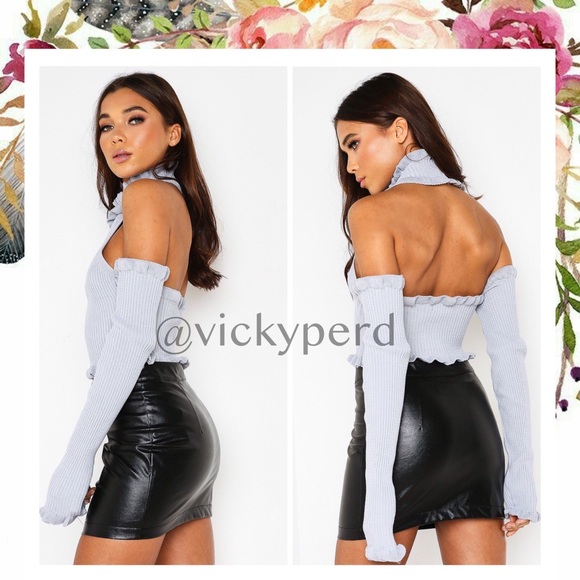 Gray Choker Knitted Top - Picture 2 of 6